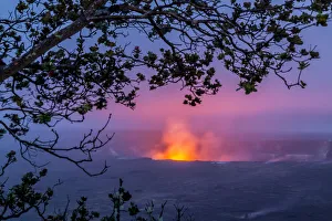 USA, Hawaii. Halema uma u Crater in Kilauea Caldera at night