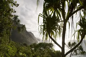 Day Light Prints: USA, Hawaii, Kauai Island, Na Pali Coast State Park, Setting sun lights tropical
