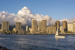 Downtown Prints: USA, Hawaii, Oahu, Honolulu city skyline