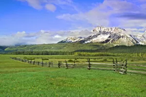 Images Dated 8th June 2005: USA, Idaho, Sawtooth National Recreation Area. Landscape with split-rail fence. Credit as