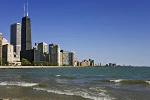 USA, Illinois, Chicago. City skyline seen from Lake Michigan. Credit as: Dennis Flaherty