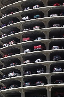 Commute Prints: USA, Illinois, Chicago: Marina City, Circular Parking Garage
