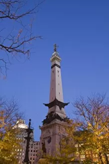 Images Dated 13th October 2006: USA, Indiana, Indianapolis: Downtown, Soldiers & Sailors Monument / Monument Circle