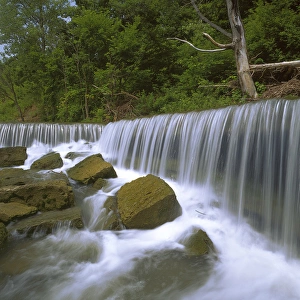 Images Dated 20th March 2013: USA, Kansas, Deep Creek Falls