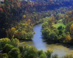 Images Dated 12th February 2013: USA, Kentucky, Confluence of the Kentucky and Dix Rivers in the Bluegrass region