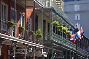 Images Dated 1st November 2009: USA, Louisiana, New Orleans. French Quarter, balcony