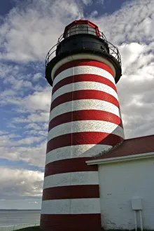 Images Dated 13th August 2006: USA, Maine, Lubec. West Quoddy Head LIghthouse