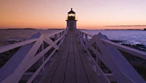 Images Dated 14th October 2006: USA, Maine. Marshall Point Lighthouse