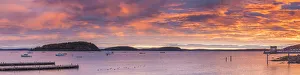 USA, Maine, Mt. Desert Island, Bar Harbor, view of Frenchman Bay, autumn, sunrise