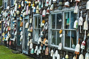 Images Dated 12th September 2013: USA, Maine, Pemaquid Point, Lobster Buoys