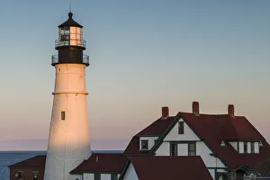 Images Dated 23rd April 2016: USA, Maine, Portland, Cape Elizabeth, Portland Head Light, lighthouse at dusk