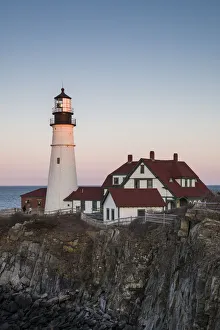 Images Dated 23rd April 2016: USA, Maine, Portland, Cape Elizabeth, Portland Head Light, lighthouse at dusk