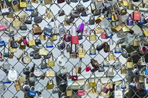 USA, Maine, Portland, Portland waterfront, love locks on fence