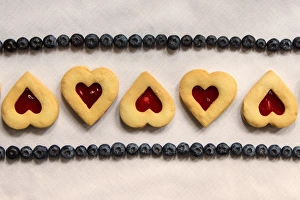 Blueberry Prints: USA, Maryland, Bethesda, Hearts in a Row