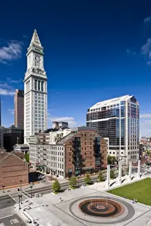 Images Dated 20th September 2008: USA, Massachusetts, Boston. Atlantic Avenue Greenway and Customs House, elevated view