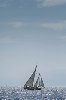 Images Dated 31st August 2014: USA, Massachusetts, Cape Ann, Gloucester, Americas Oldest Seaport, Annual Schooner