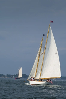 Images Dated 31st August 2014: USA, Massachusetts, Cape Ann, Gloucester, Americas Oldest Seaport, Annual Schooner