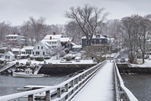 USA, Massachusetts, Cape Ann, Gloucester, early snowfall, Lobster Cove