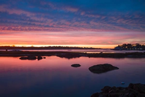 Images Dated 25th November 2014: USA, Massachusetts, Cape Ann, Gloucester, sunset on the Annisquam River