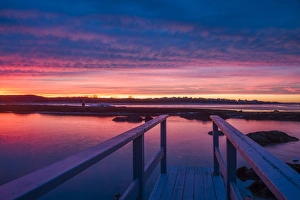 Images Dated 25th November 2014: USA, Massachusetts, Cape Ann, Gloucester, sunset on the Annisquam River