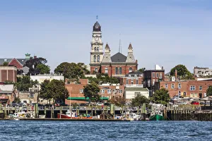 Cityscapes Collection: USA, Massachusetts, Cape Ann, Gloucester. Gloucester City Hall