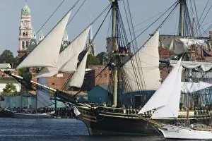 Images Dated 4th September 2005: USA, Massachusetts, Cape Ann, GLOUCESTER: Americas Oldest Seaport / Gloucester