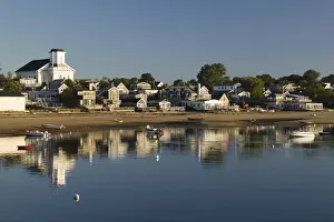 Images Dated 22nd September 2006: USA-MASSACHUSETTS-Cape Cod: Provincetown- Waterfront / Morning