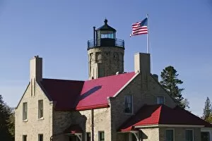 Images Dated 6th October 2006: USA, Michigan, Straits of Mackinac: Mackinaw City, Old Mackinac Point Lighthouse
