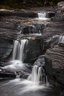 Images Dated 1st October 2013: USA, Michigan, Upper Peninsula. Waterfalls in the Presque Isle River