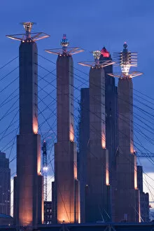 USA, Missouri, Kansas City, Towers of the Kansas City Convention Center before dawn