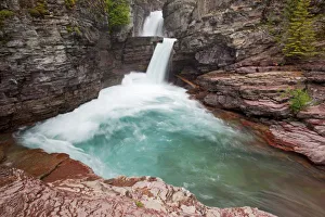 Images Dated 29th July 2009: USA, Montana, Glacier National Park, St. Mary Falls