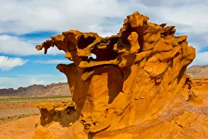 Images Dated 26th September 2017: USA, Nevada, Mesquite. Gold Butte National Monument, Little Finland red rock sculptures