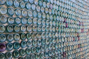 Images Dated 5th January 2005: USA-Nevada-Rhyolite: Former Mining Town off Rt. 374 The Bottle House / built entirely