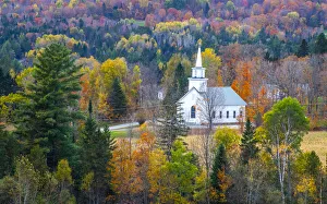Images Dated 2021 April: USA, New England, Vermont small village, and white church, Autumn