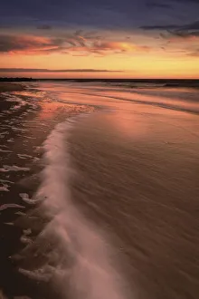 Images Dated 1st June 2021: USA, New Jersey, Cape May National Seashore. Sunrise on ocean shore