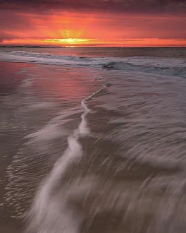Images Dated 14th December 2022: USA, New Jersey, Cape May National Seashore. Sunrise on shoreline