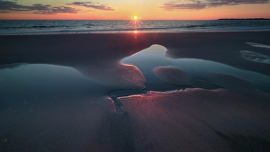 USA, New Jersey, Cape May National Seashore. Landscape with ocean and beach at sunset. &copy;Jay O'Brien / Jaynes Gallery / DanitaDelimont.com