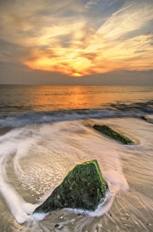Images Dated 30th November 2012: USA, New Jersey, Cape May. Scenic on Cape May Beach