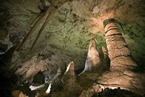 Images Dated 13th February 2007: USA, New Mexico, Carlsbad Caverns National Park. The Big Room, the largest cave in