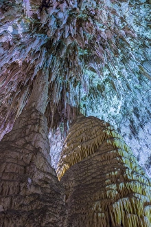 Images Dated 6th November 2014: USA, New Mexico, Carlsbad Caverns. Scenic of cavern