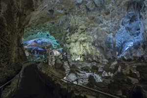 Images Dated 6th November 2014: USA, New Mexico, Carlsbad Caverns. Scenic of cavern