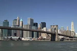 Images Dated 28th January 2005: USA-New York-New York City-Manhattan: Daytime View of Lower Manhattan & Brooklyn