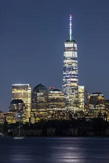 New York City Prints: USA, New York. New York City skyline at night