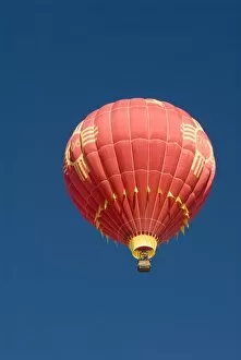 Images Dated 5th March 2006: USA, NM, Albuquerque. Renowned hot air ballooning locale. This one commemorates the