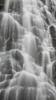 Images Dated 10th October 2014: USA, North Carolina, Blue Ridge Parkway. Close-up of Crabtree Falls