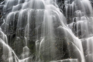 North Carolina Prints: USA, North Carolina, Crabtree Falls