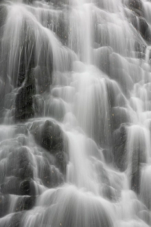 North Carolina Prints: USA, North Carolina, Crabtree Falls