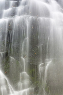 North Carolina Prints: USA, North Carolina, Crabtree Falls