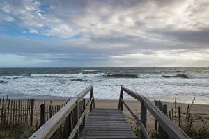 USA, North Carolina, Outer Banks National Seashore, Kitty Hawk, waterfront, dawn