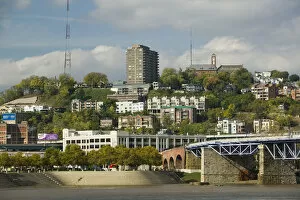 USA-Ohio-Cincinnati: Mt. Adams Neighborhood and Purple People Bridge